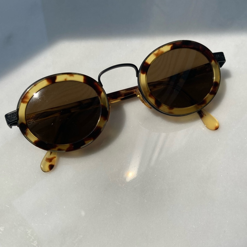 SOLD Giorgio Armani 90s Vintage Round Tortoise Shell sunglasses